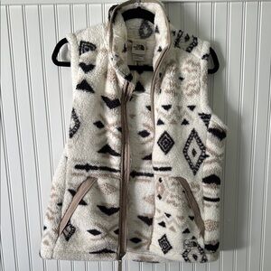 The North Face Cream and Black Patterned Fleece Vest